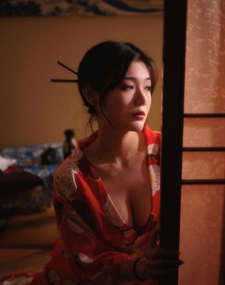 《漂亮的保姆8韩国电影